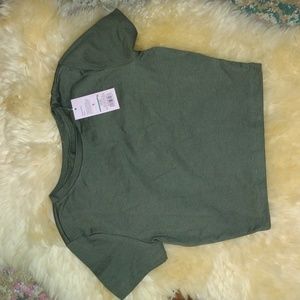 Wild Fable Junior’s Green Crop Tee-Size Small